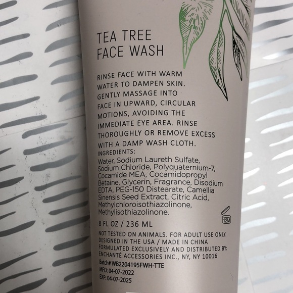 Livegreen tea tree face wash - Picture 3 of 5